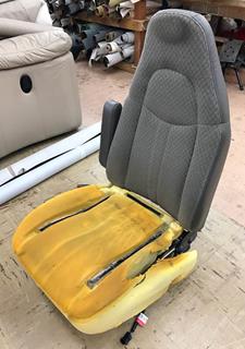 Auto Upholstery - Universal Upholstering Auto Upholstery - Universal Upholstering